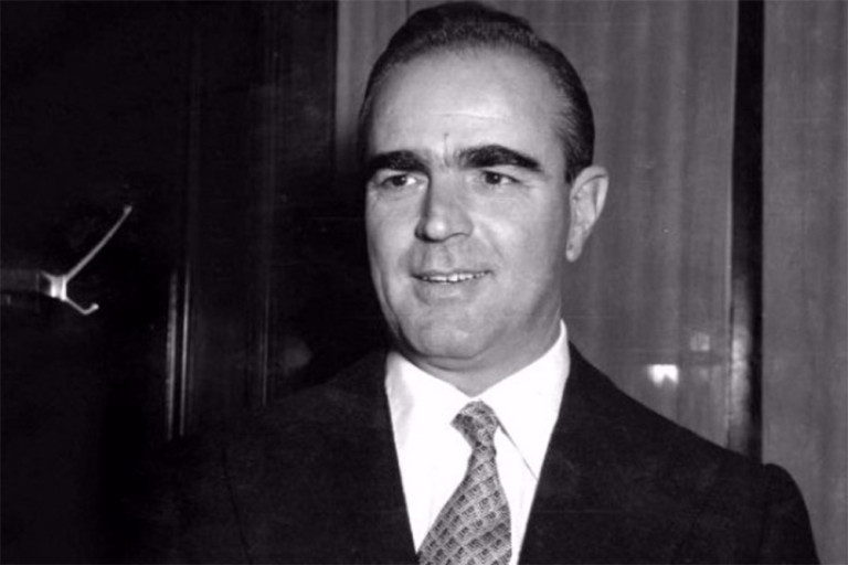 Σαν σήμερα.... 13 Μαρτίου 1978 ο Κωνσταντίνος Καραμανλής ''Καθιερώνει'' την 35ετια με πλήρη σύνταξη στα 58 έτη...!!!!!!!!